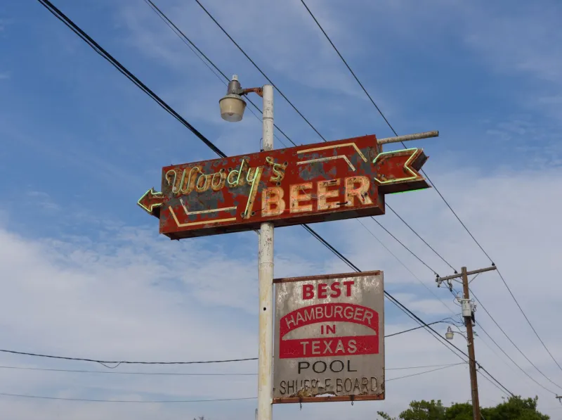 Cracked Vinyl and Cold Coffee: America's Lost Roadside Diners Are Drawing Food Pilgrims Back to the Middle of Nowhere