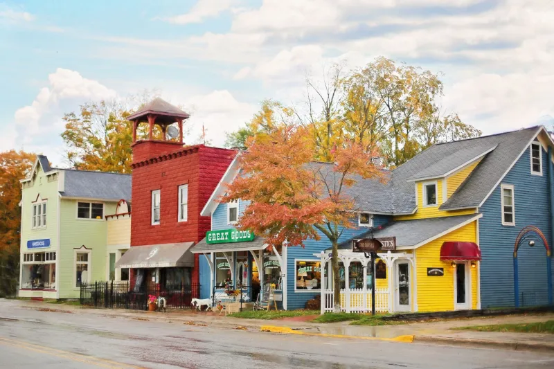 Cheap Rent, Big Dreams: Why Small-Town Storefronts Are Becoming the Hottest Launch Pads for Independent Makers